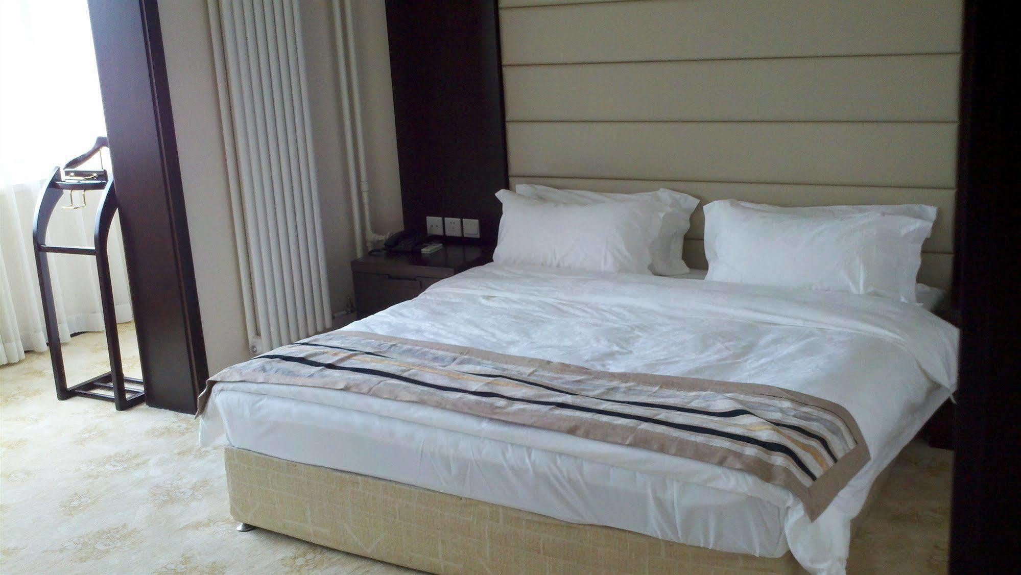 Beijing Aulympic Airport Hotel Екстер'єр фото